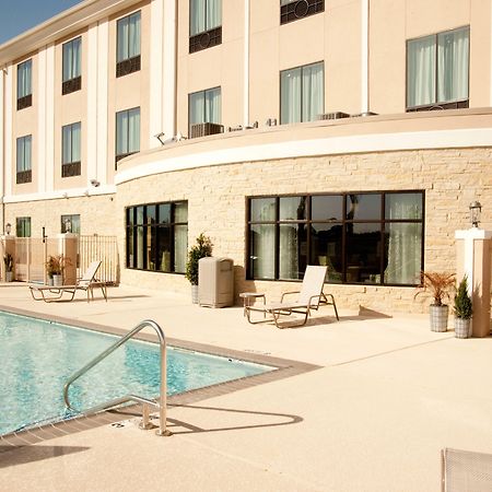 Holiday Inn Express And Suites Schulenburg By Ihg Dış mekan fotoğraf