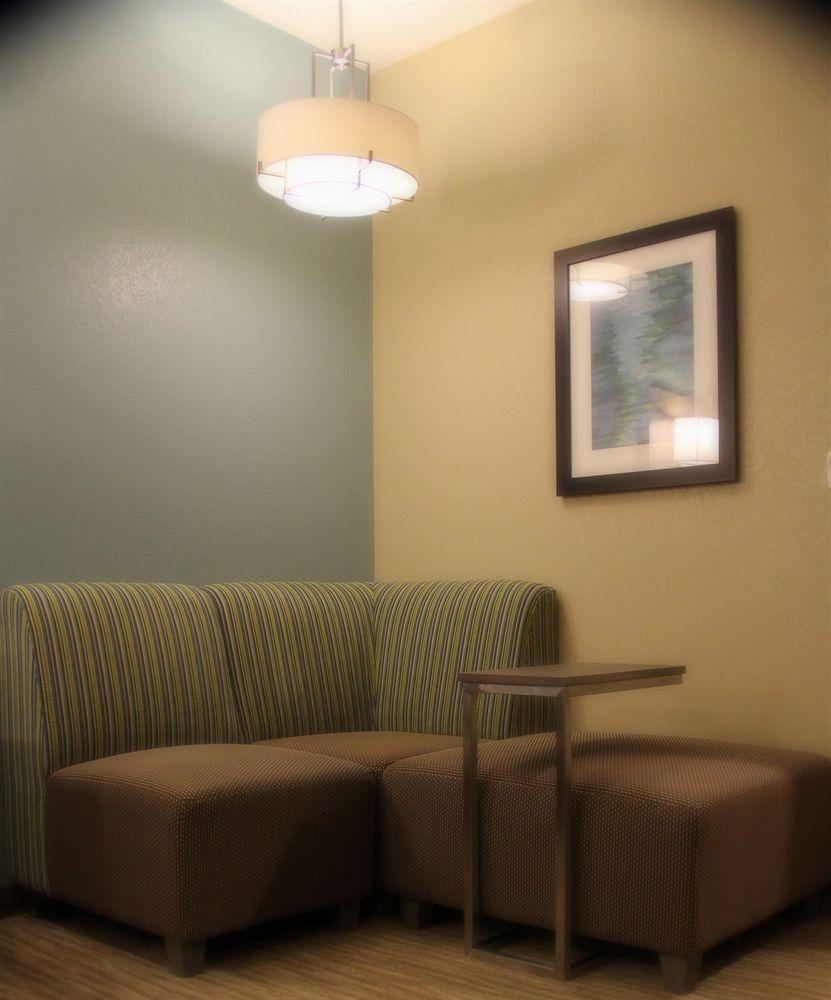 Holiday Inn Express And Suites Schulenburg By Ihg Dış mekan fotoğraf