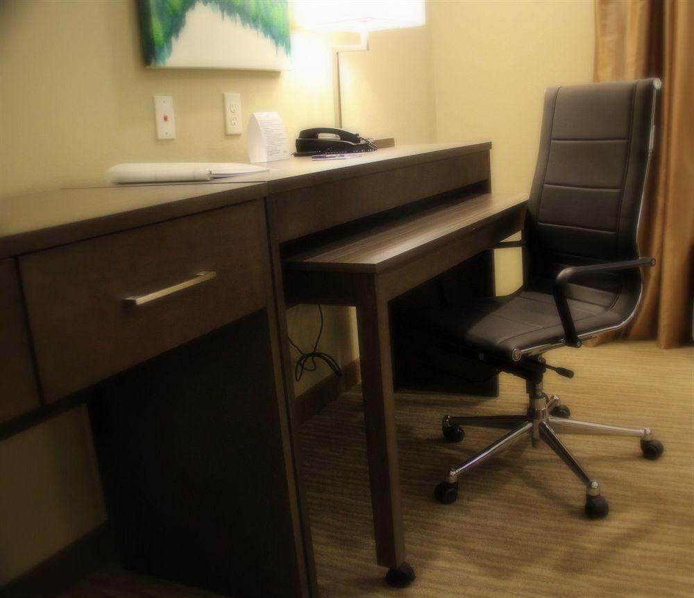 Holiday Inn Express And Suites Schulenburg By Ihg Dış mekan fotoğraf